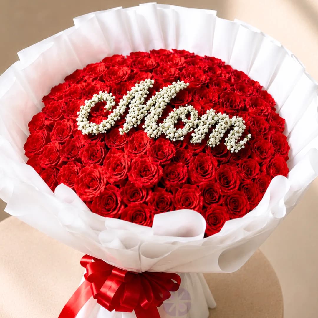 Luxury 100 Red Rose Personalized "Mom" Stand Bouquet