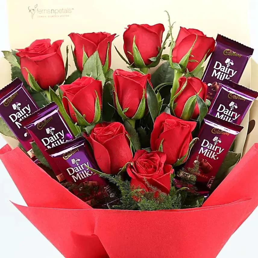 Elegant Red Rose & Dairy Milk Chocolate Bouquet for Romantic Gifting