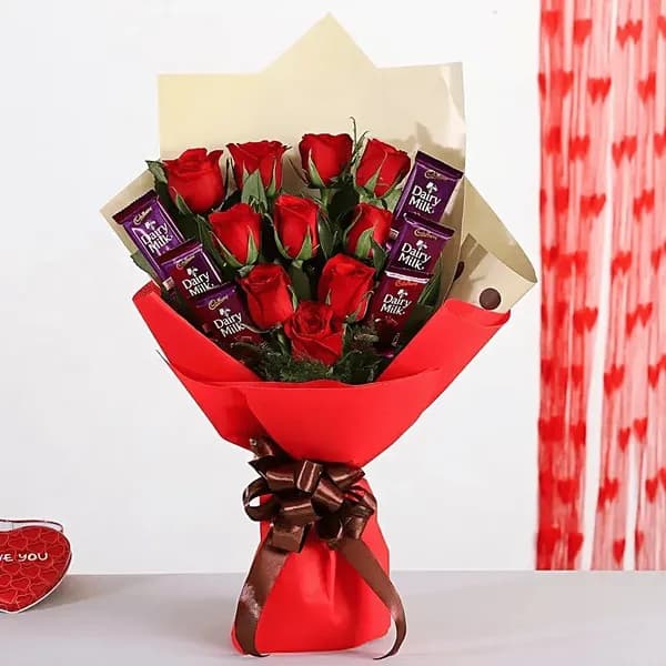 Elegant Red Rose & Dairy Milk Chocolate Bouquet for Romantic Gifting