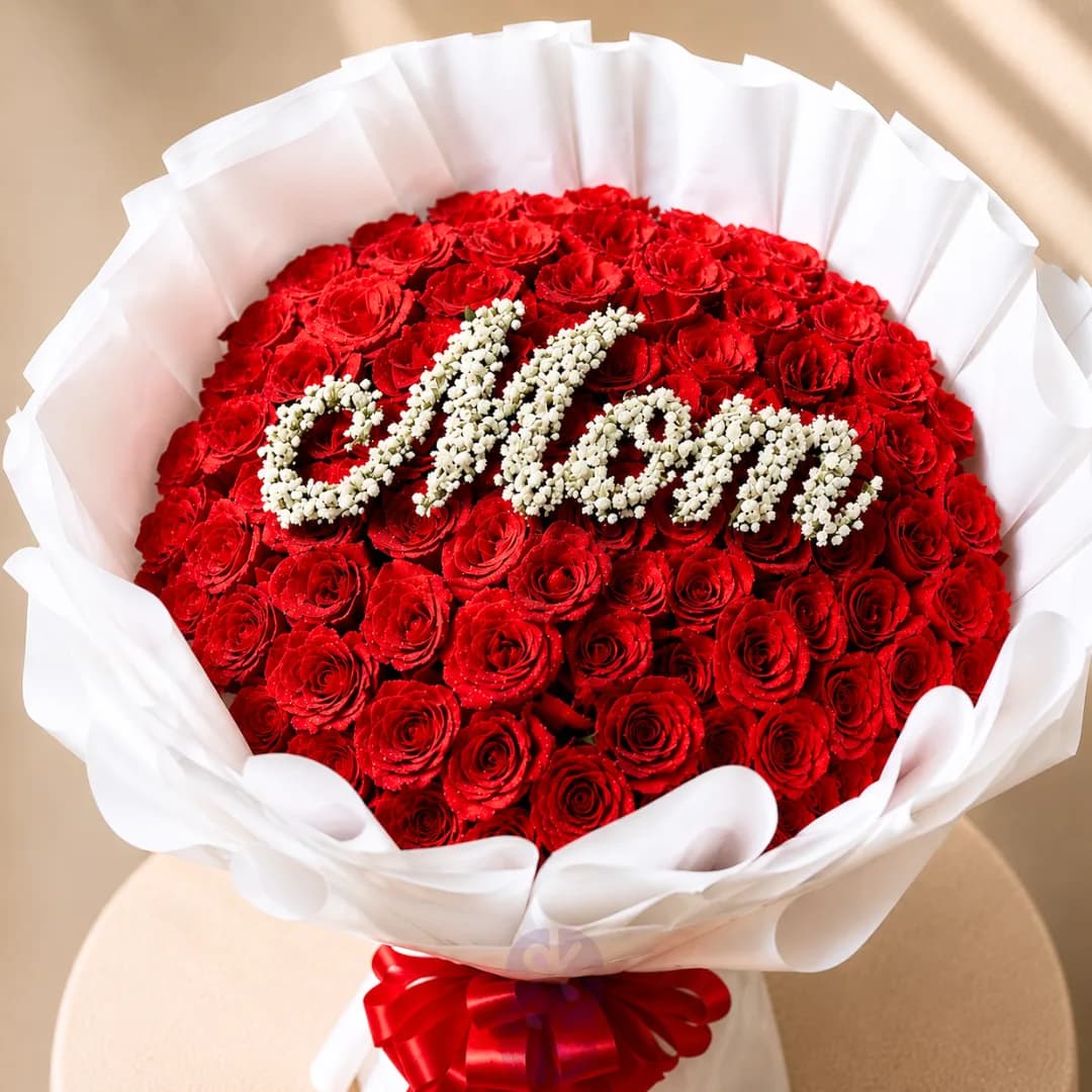 Luxury 100 Red Rose Personalized "Mom" Stand Bouquet
