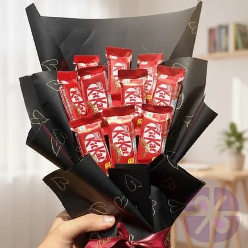 10-Piece KitKat Chocolate Bouquet (Elegant Black)