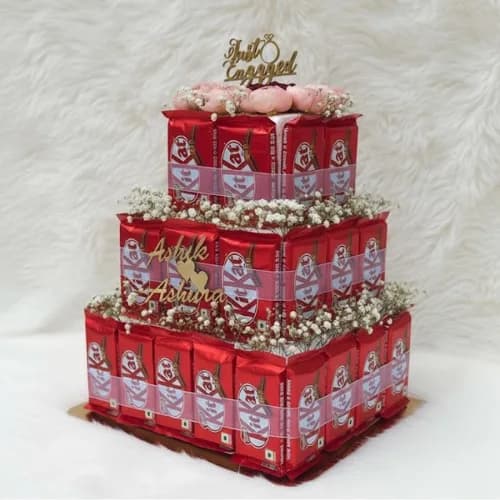 The Personalized KitKat Love Tower with Rose